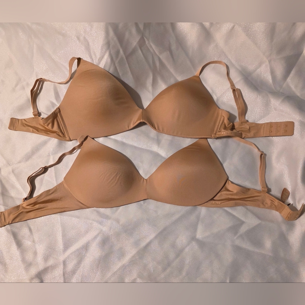 SKIMS Wireless Form Push-Up PlungeNUDE BRA MULTIPLE Sizes